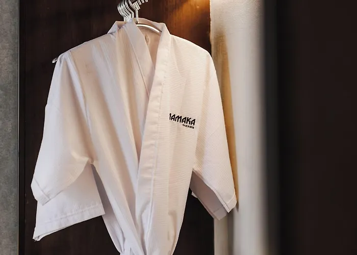 فندق Mamaka Bali 4*